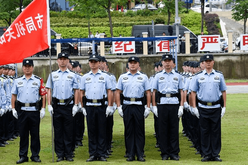 关于四川队气势如虹，全队士气高昂夺魁领跑的信息